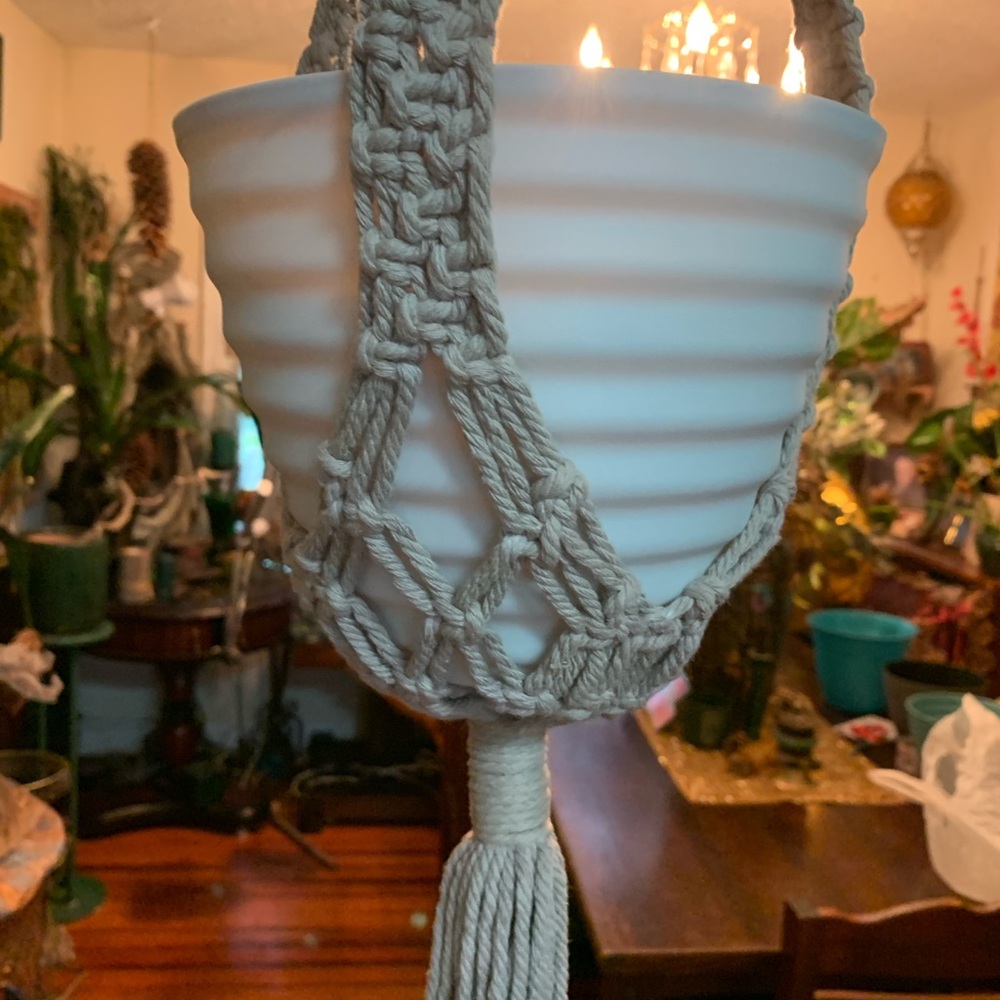 Taupe Macrame Plant Hanger with White Pot. Hanger has one twisted band. - Picture 2 of 4